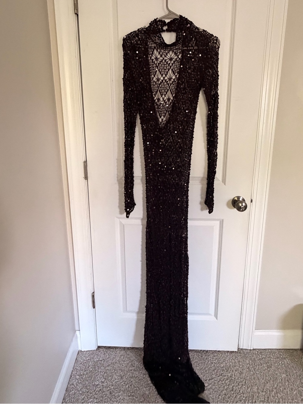 Rétro fête Elegant Black Sequined Long Sleeve Maxi dress (sequin and crochet)